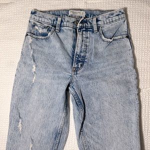 ‼️SOLD‼️ Abercrombie 90s Skinny High Rise Jean